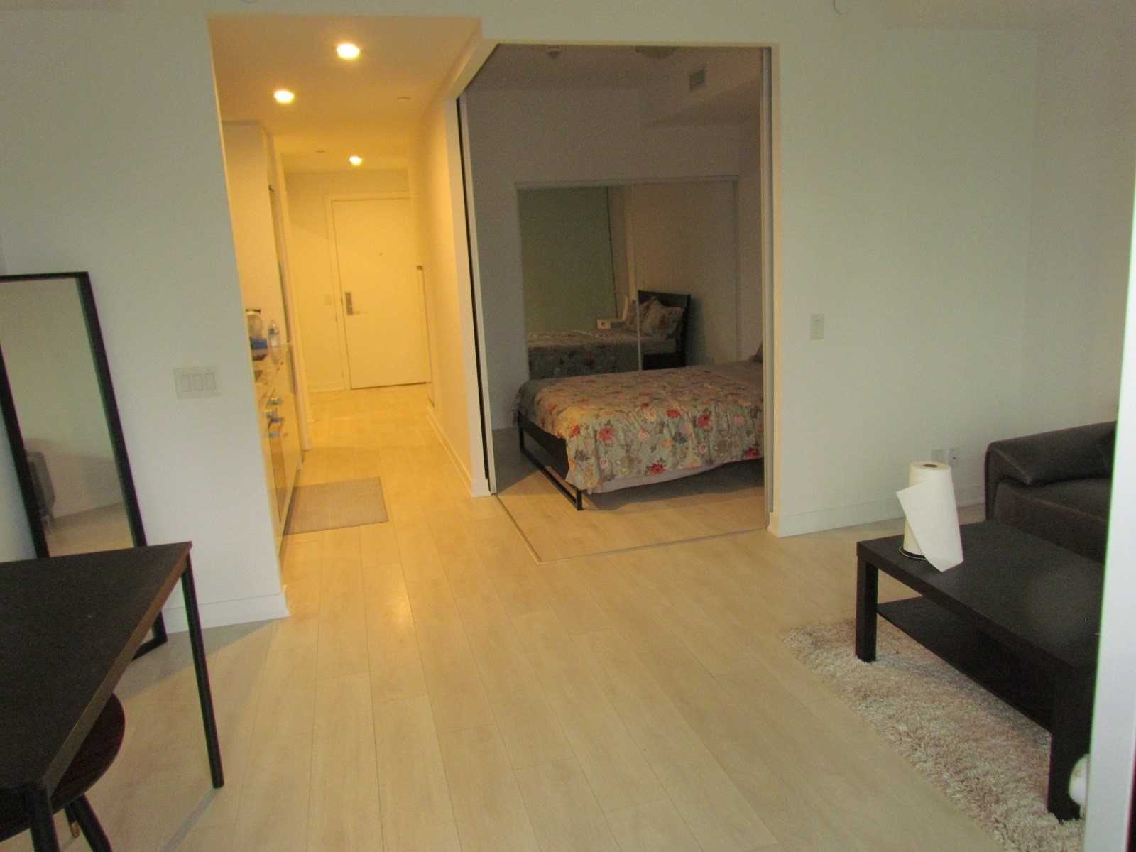 120 Parliament St, #421