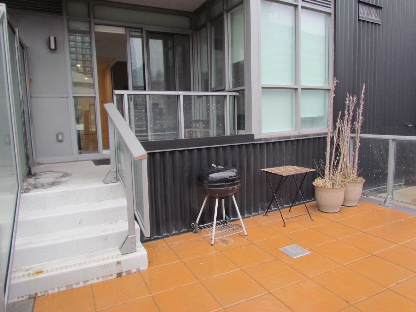 120 Parliament St, #421