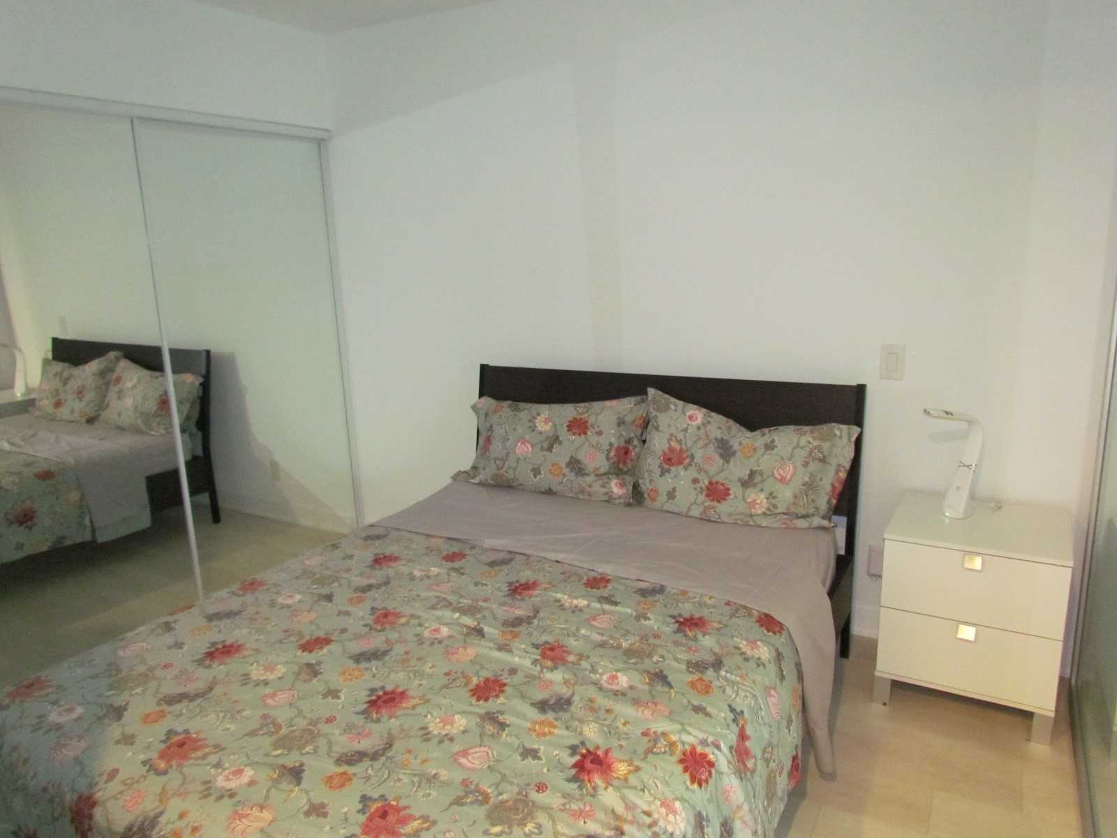 120 Parliament St, #421