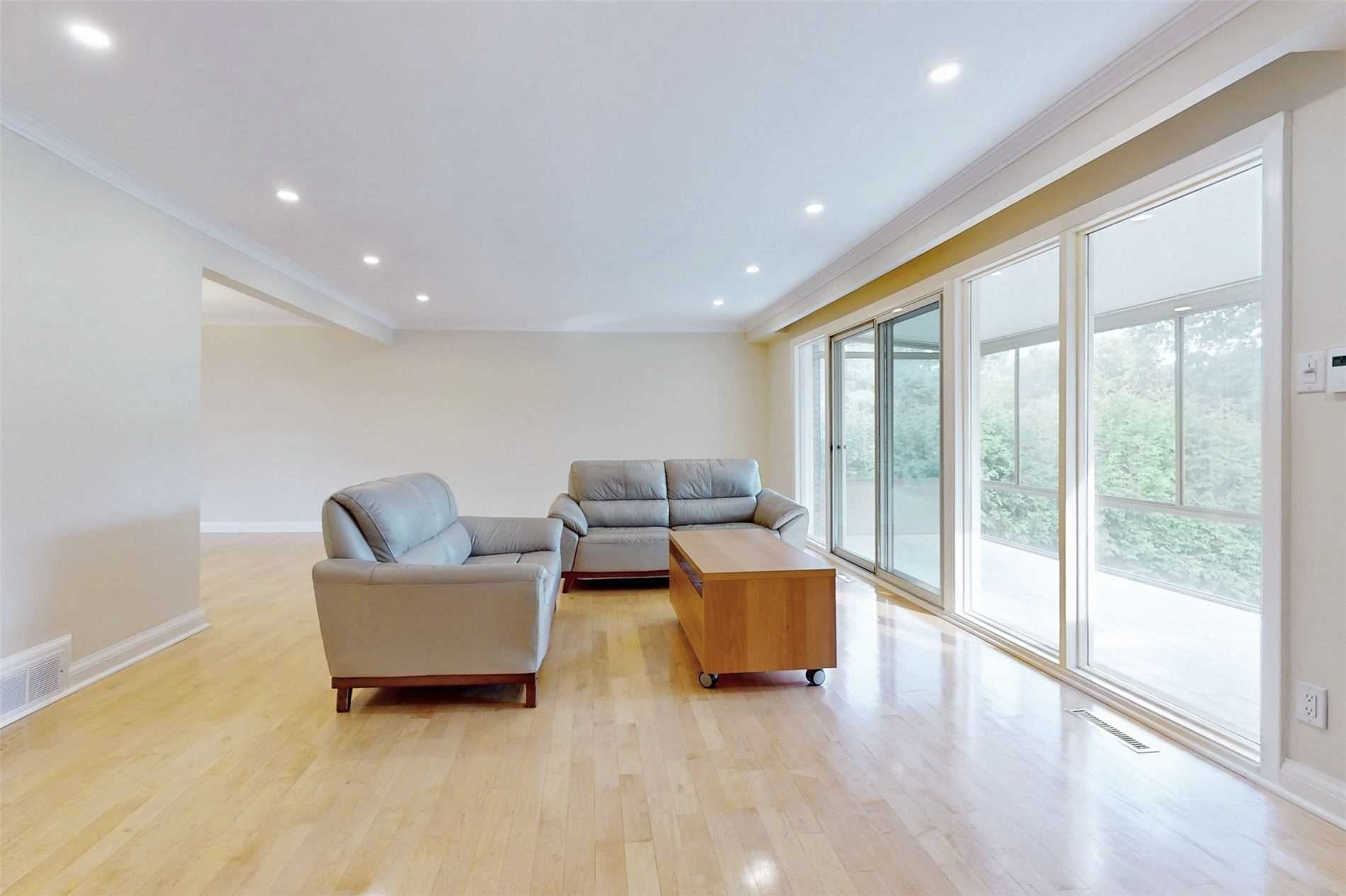 103 Alamosa Drive