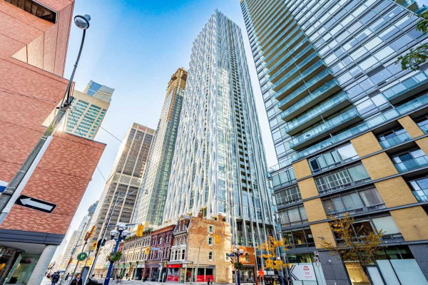 1 Yorkville Ave, Toronto