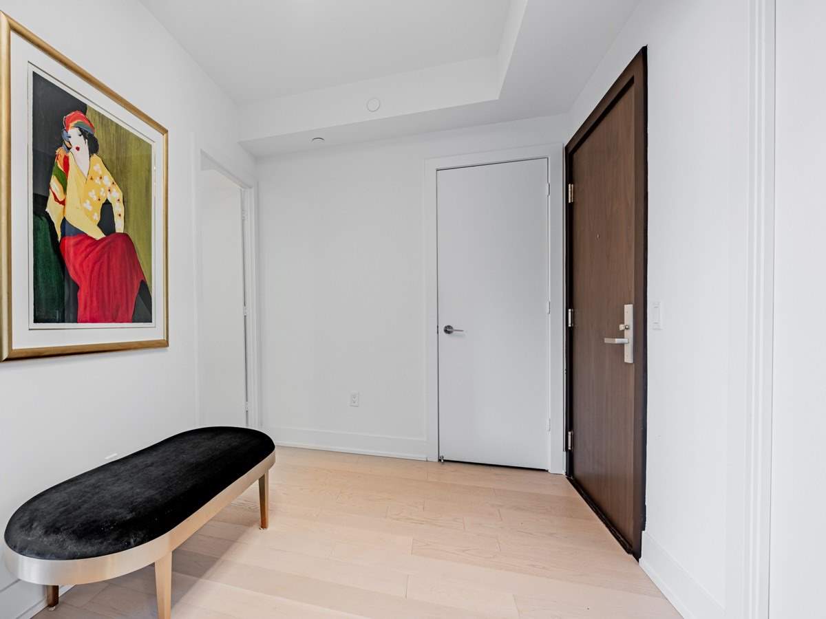1 Yorkville Ave, #1701