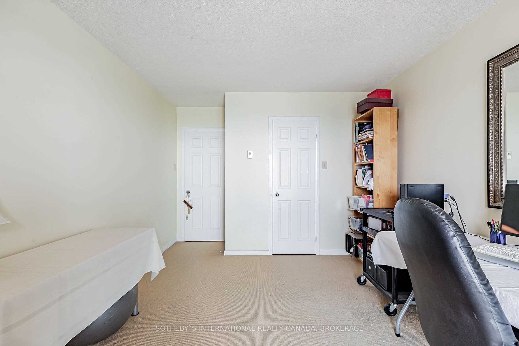 Listing C5896649 - Large Photo # 21