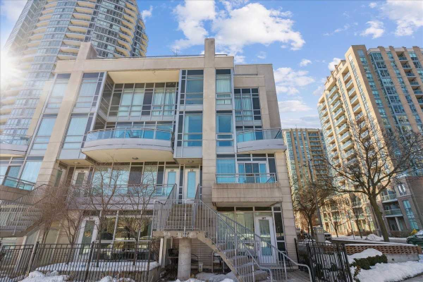 31 Olive Ave, Toronto