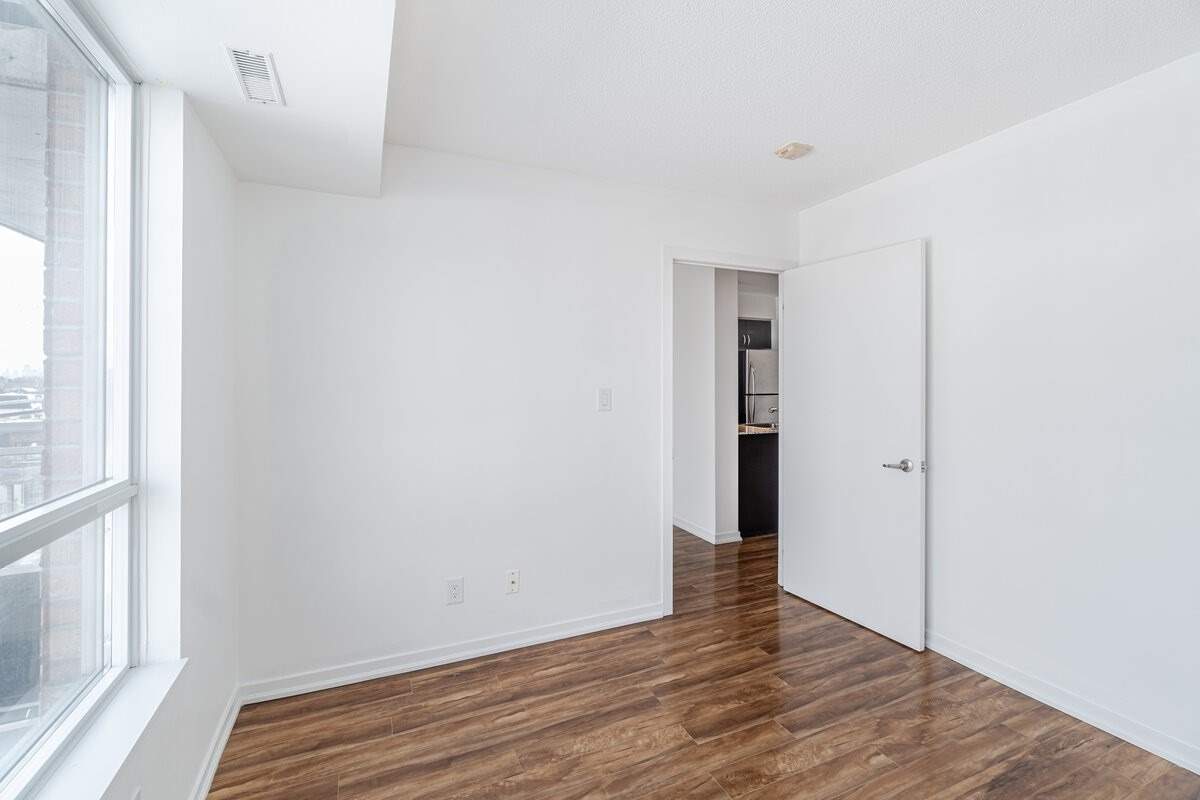 801 Sheppard Ave, #603