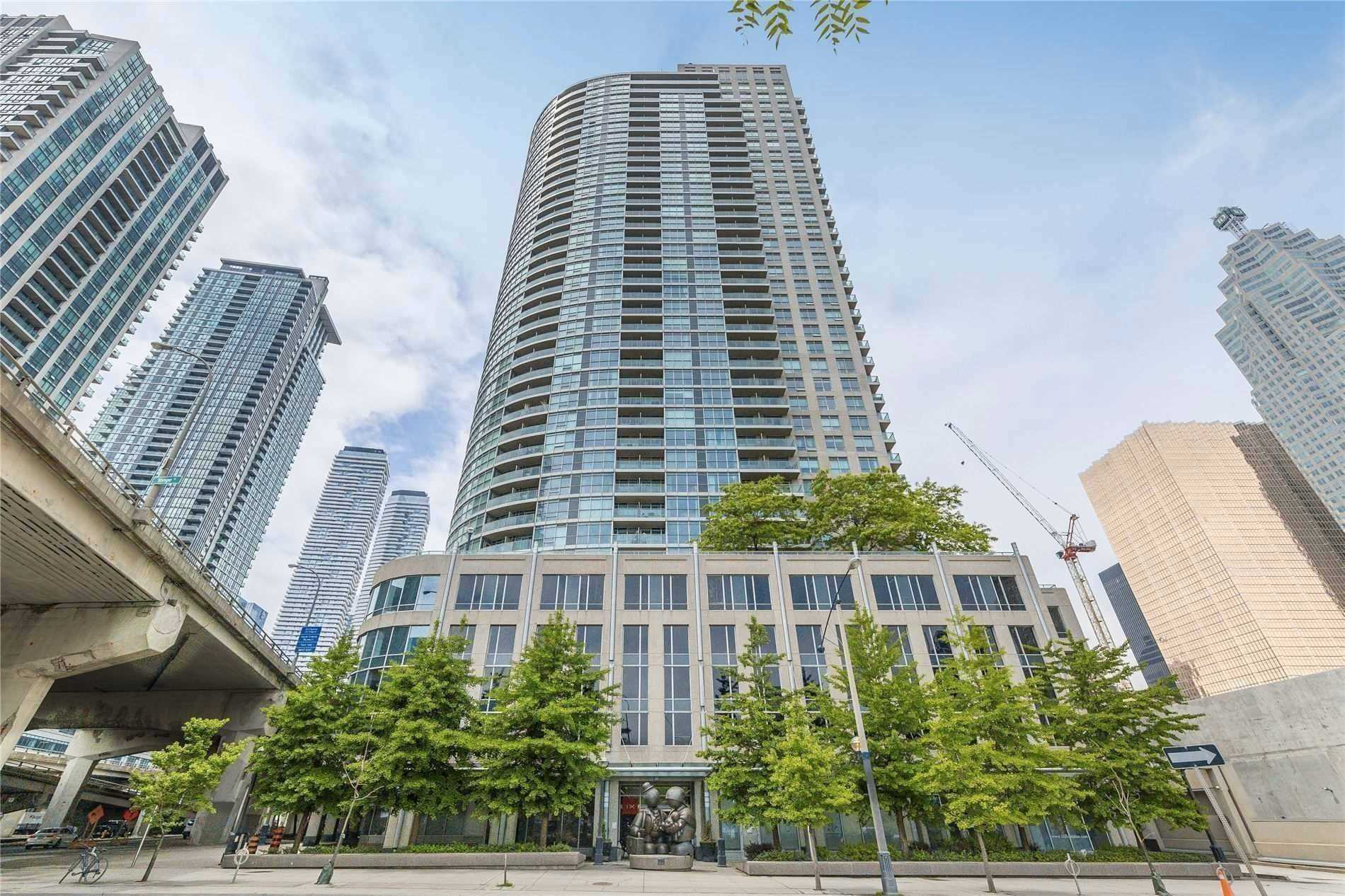 18 Yonge St, #1206