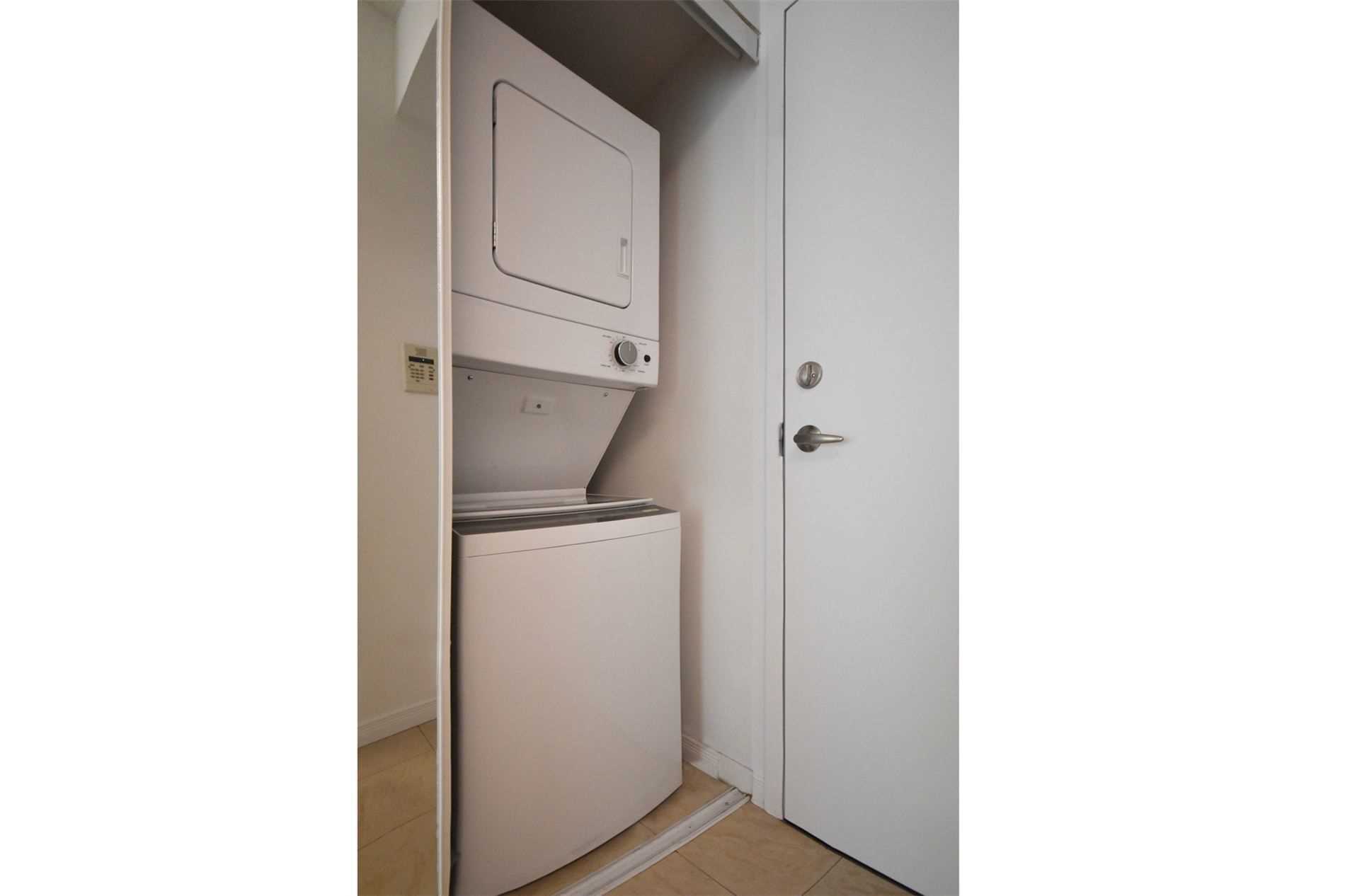 Listing C5900285 - Large Photo # 11