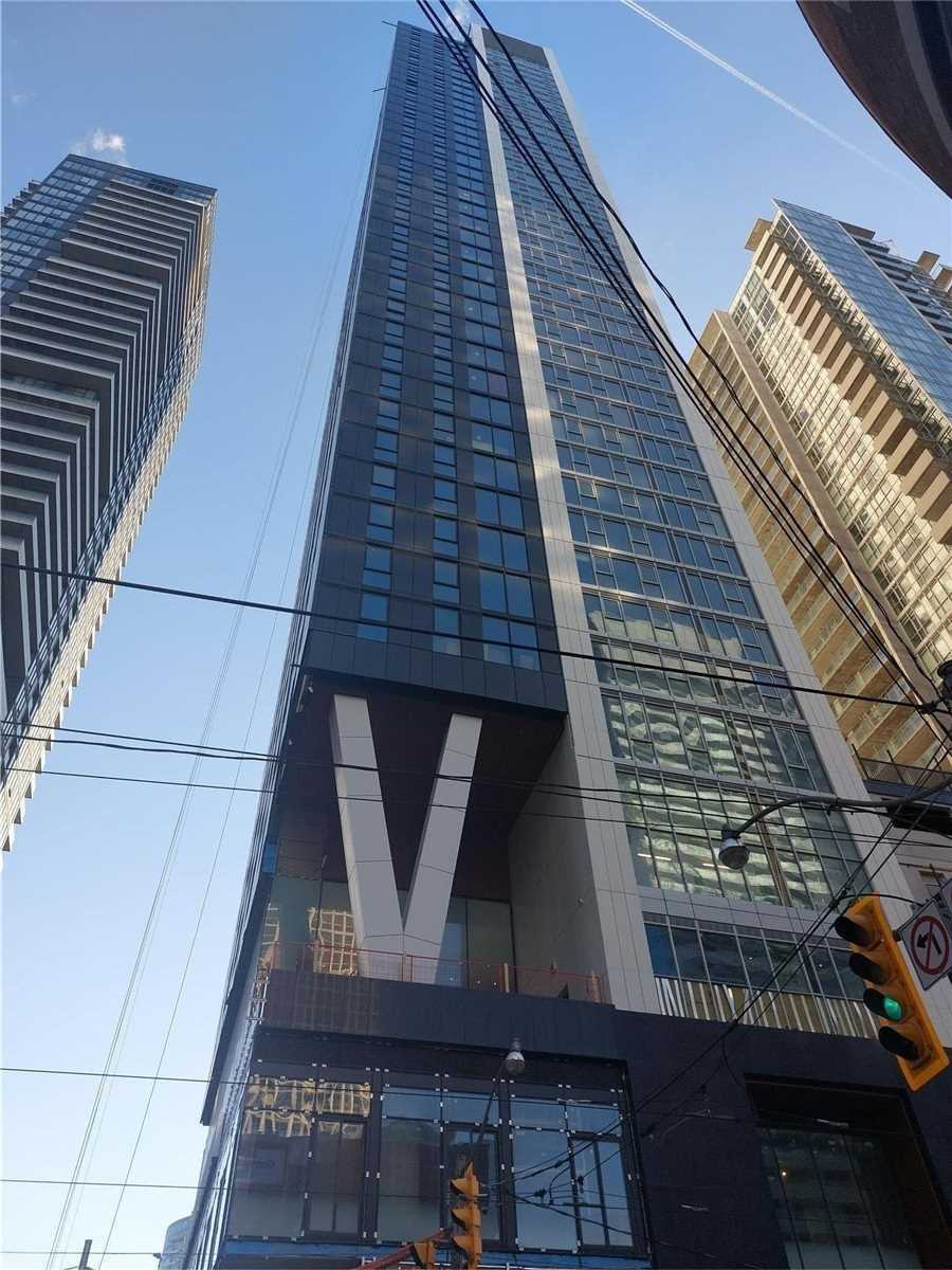 357 King Street W, #1009