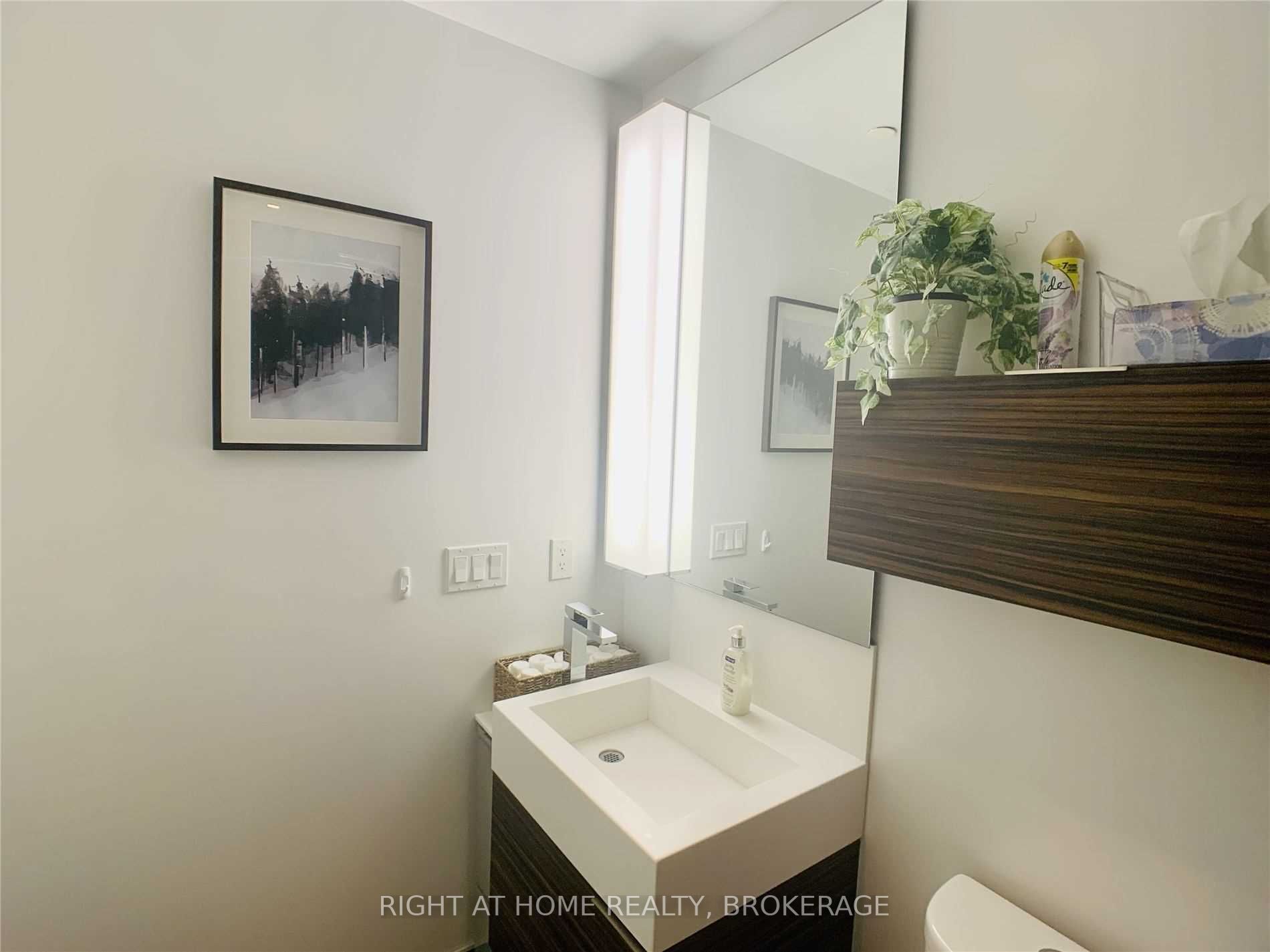 Listing C5901171 - Large Photo # 25