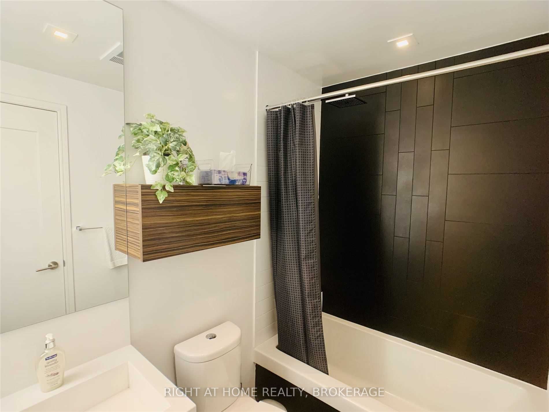 Listing C5901171 - Large Photo # 24