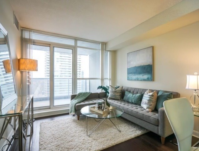 4968 Yonge St, #1708