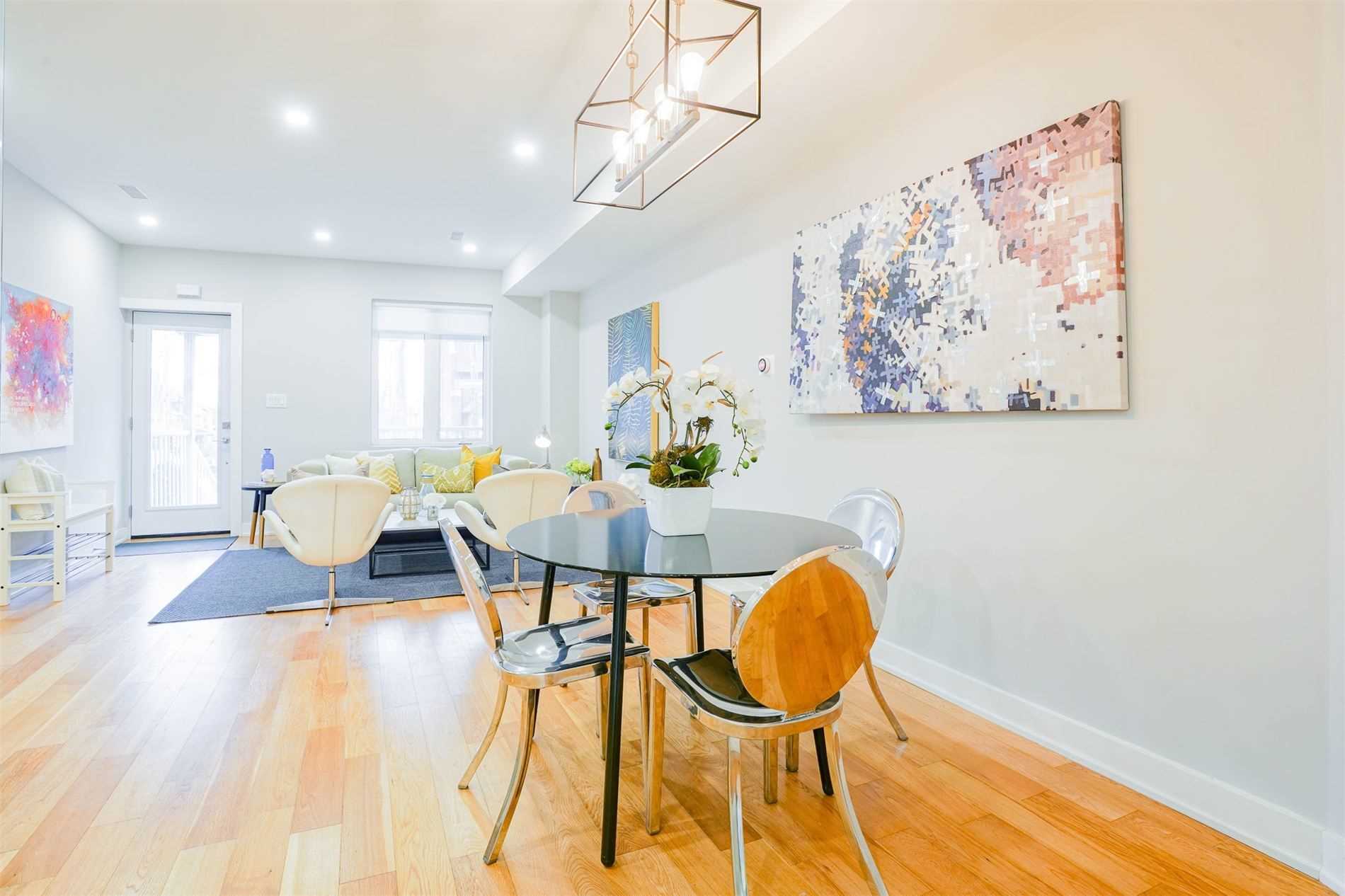 1216 Davenport Road