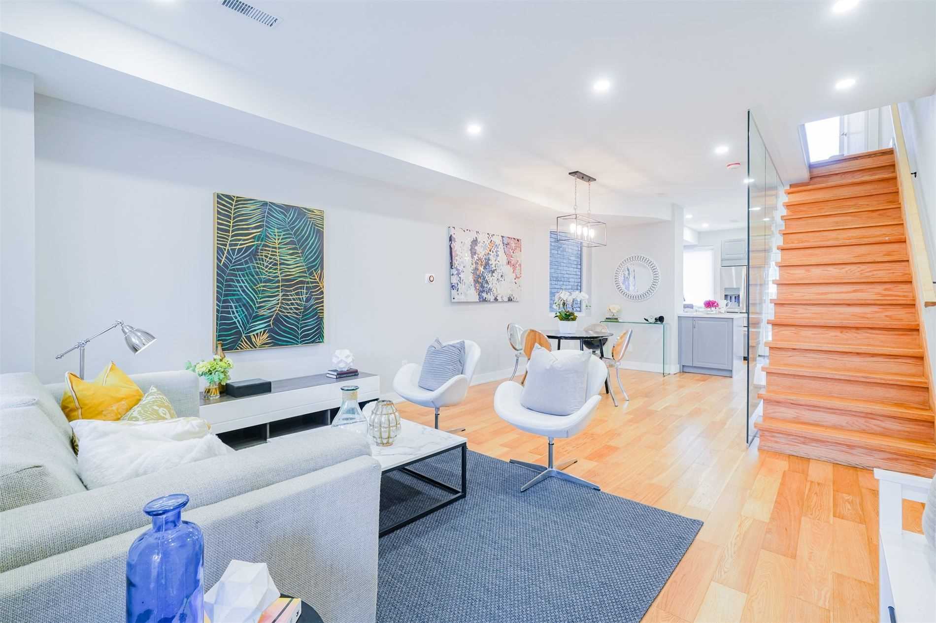 1216 Davenport Road
