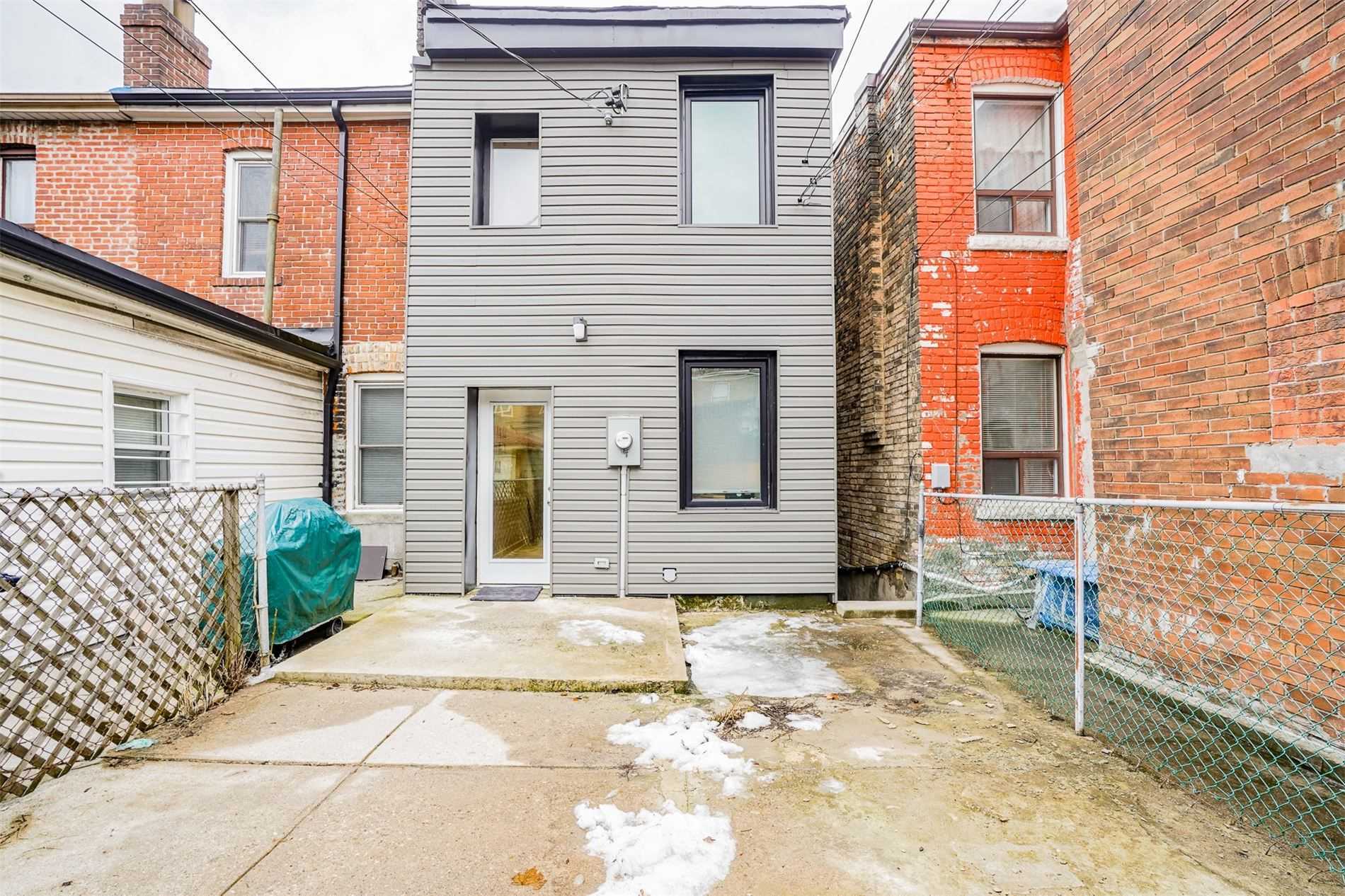 1216 Davenport Road