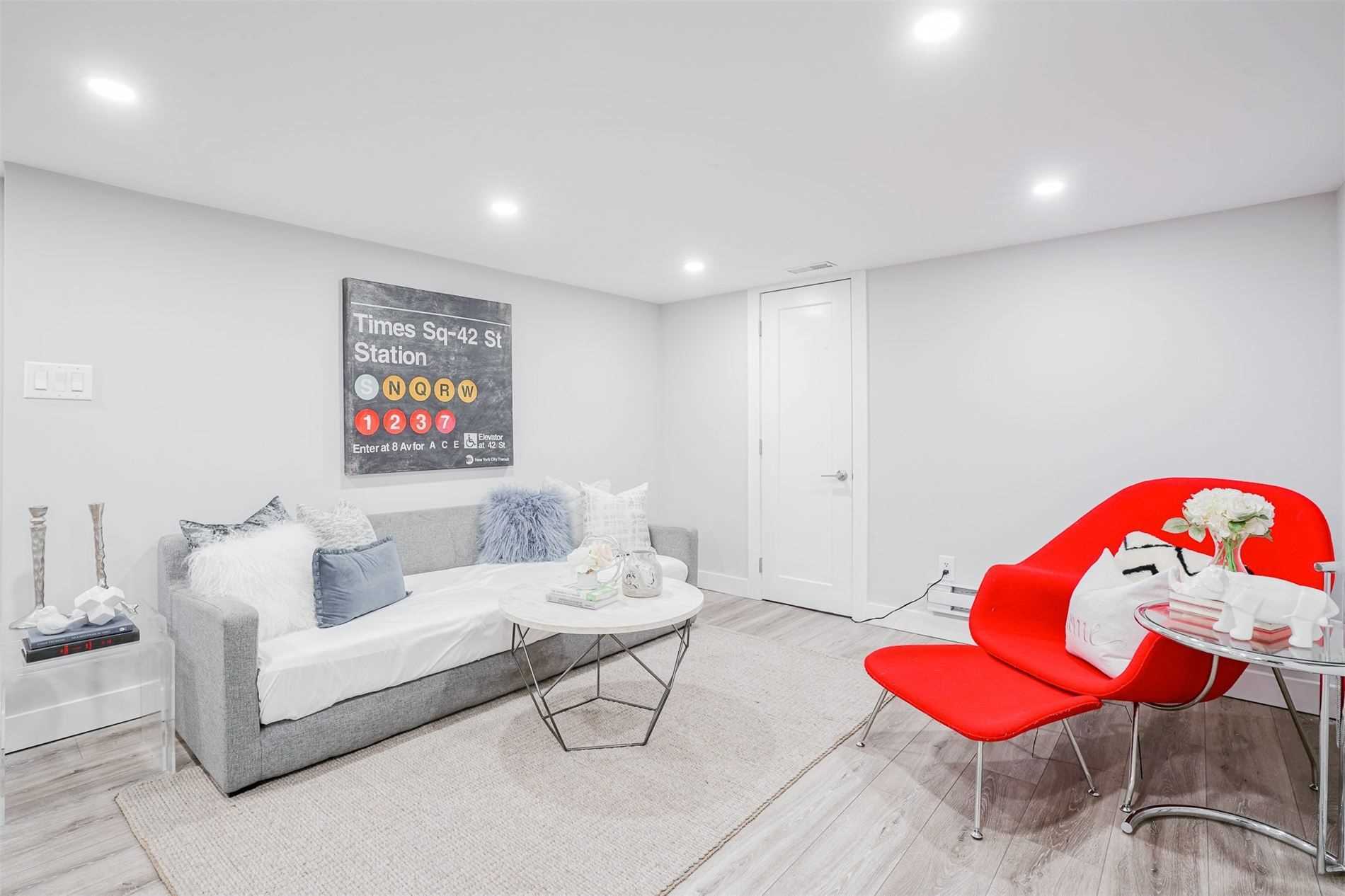 1216 Davenport Road