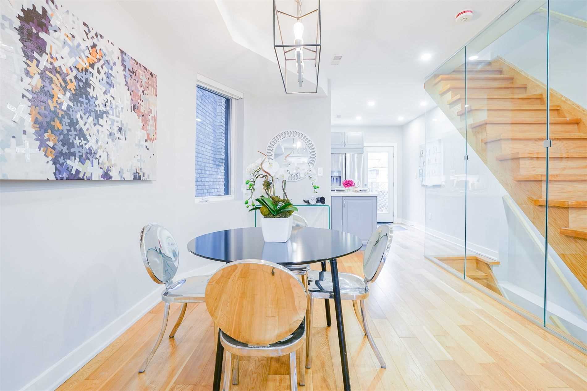 1216 Davenport Road