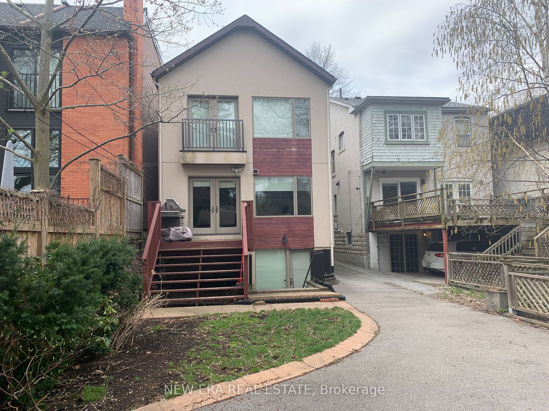 313 Glen Rd