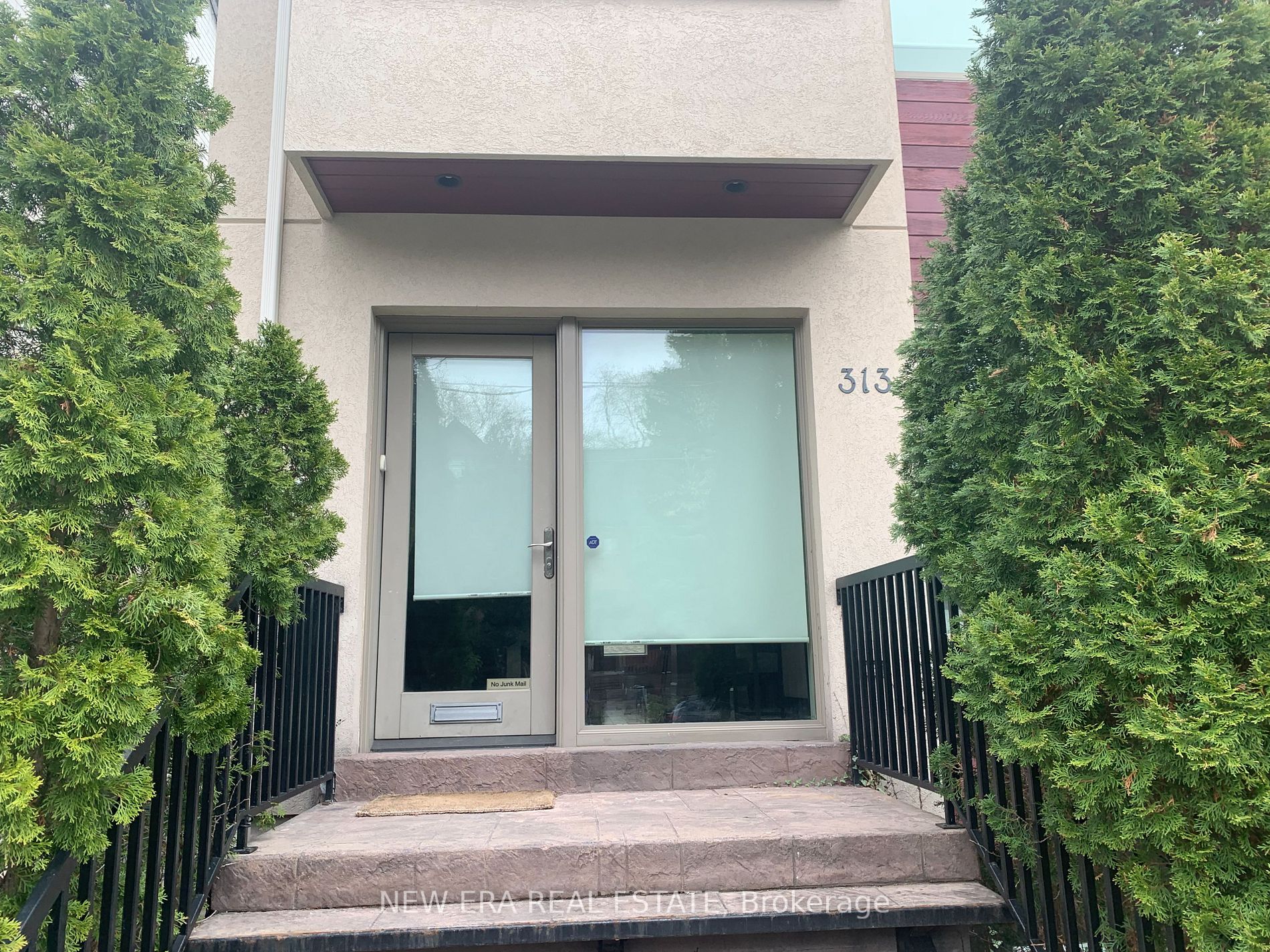313 Glen Rd