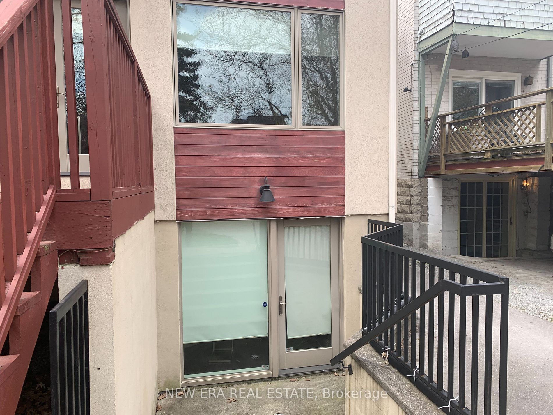 313 Glen Rd