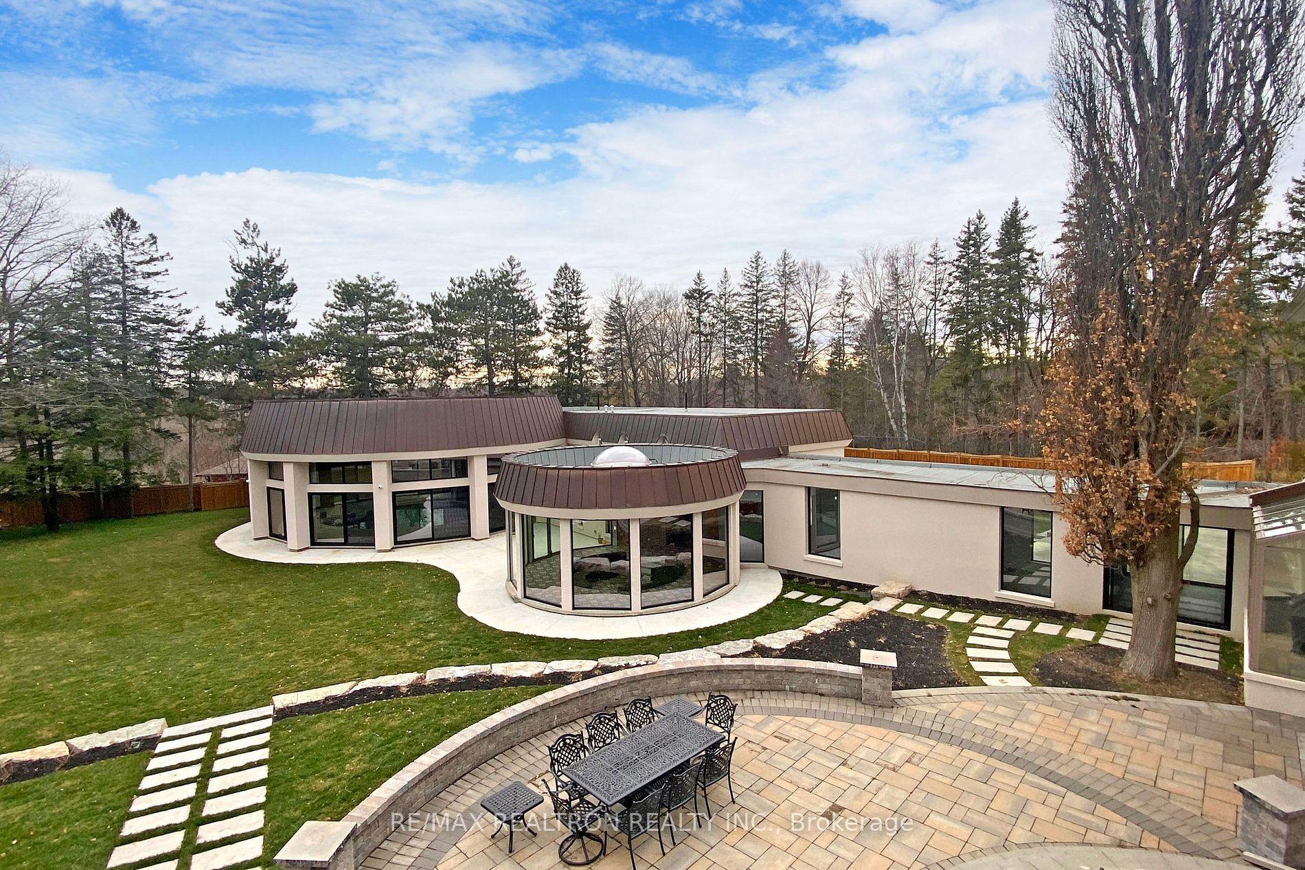 38 Park Lane Circ