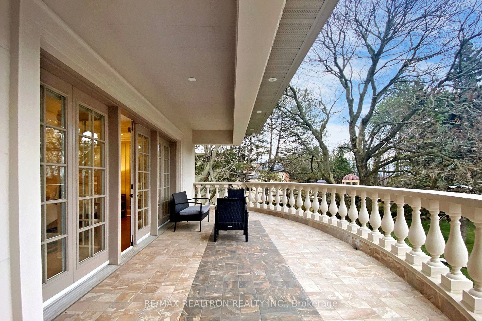 38 Park Lane Circ