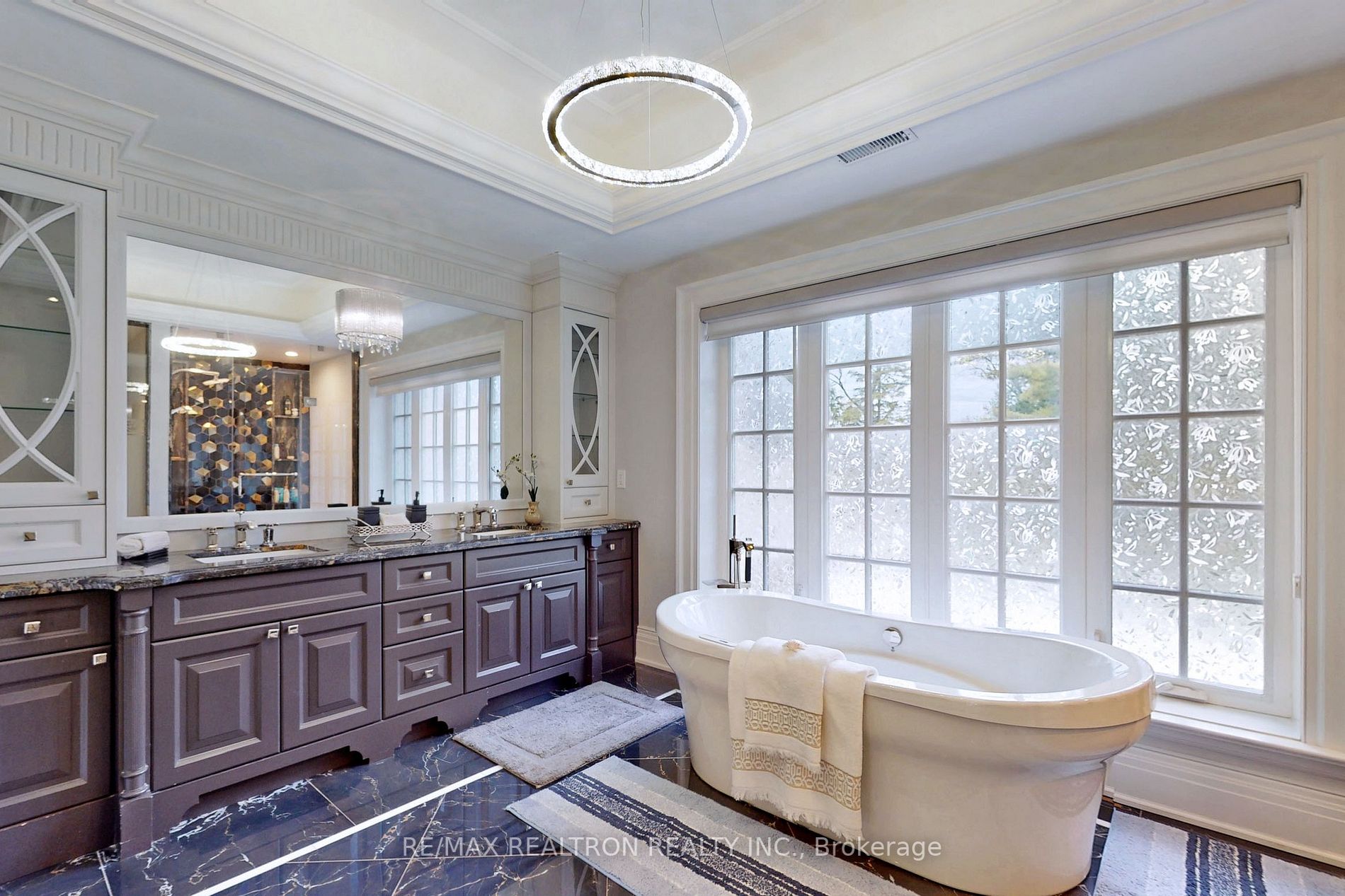 38 Park Lane Circ