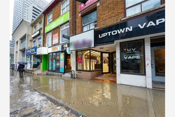 2354 Yonge St, Toronto