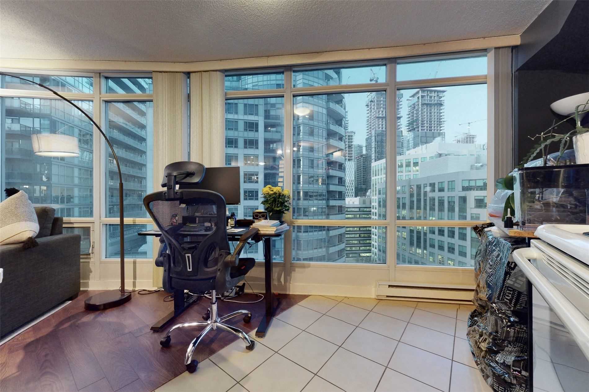 Listing C5904991 - Large Photo # 11