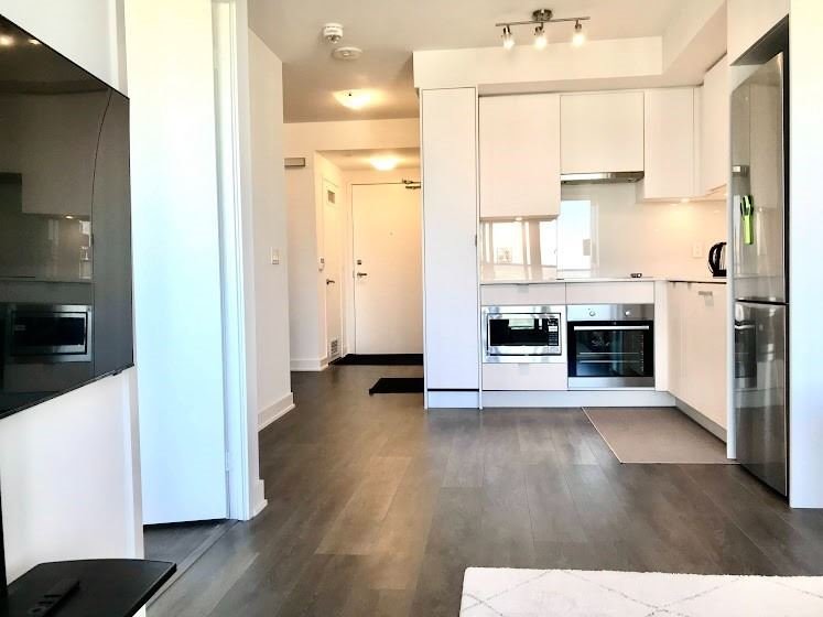 99 Broadway Avenue, #2711 Nt