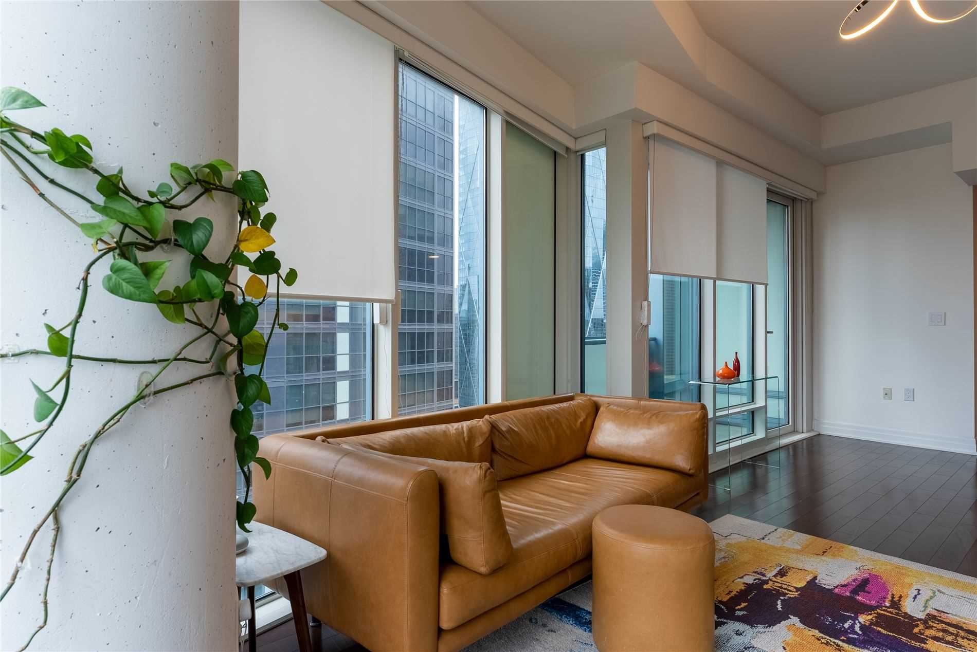 8 The Esplanade, #2811