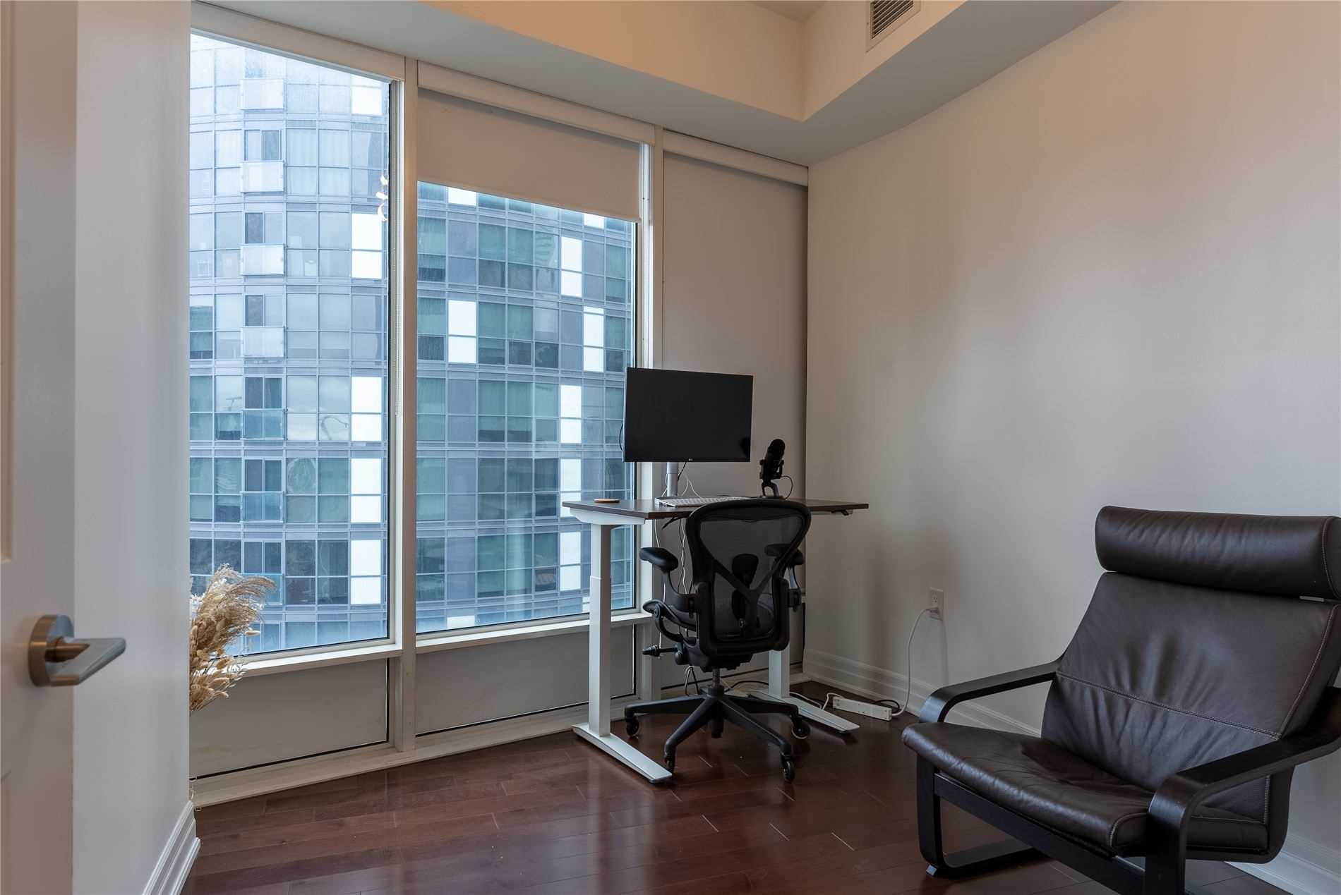 8 The Esplanade, #2811