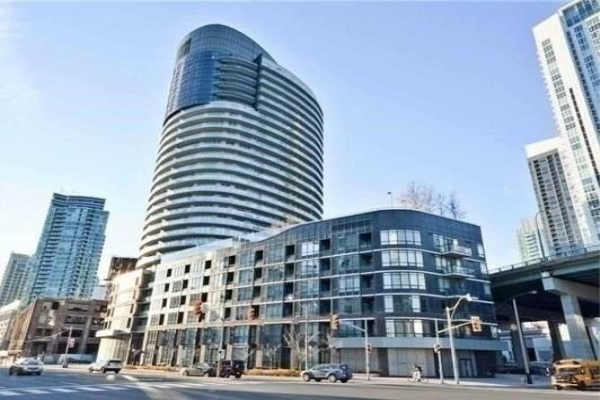 38 Dan Leckie Way, Toronto