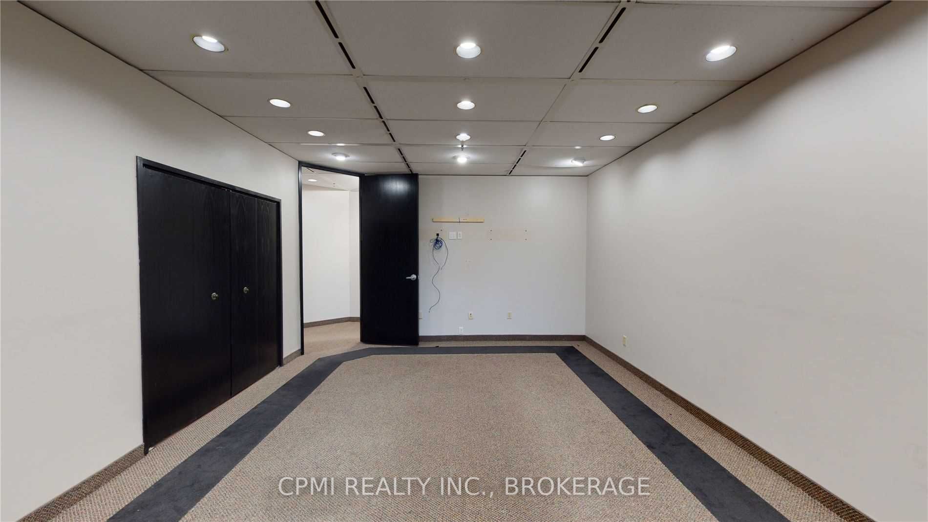 1500 Don Mills Rd, #501