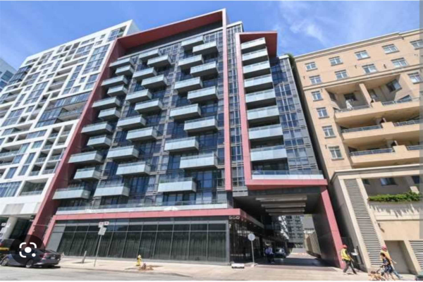 560 Front St W, Toronto