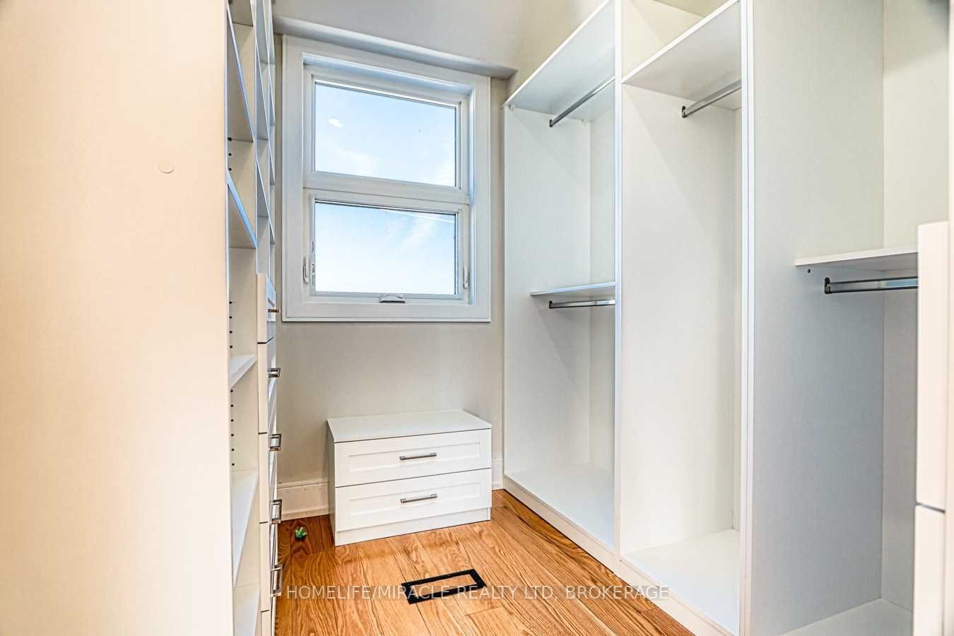 30 Rockvale Ave