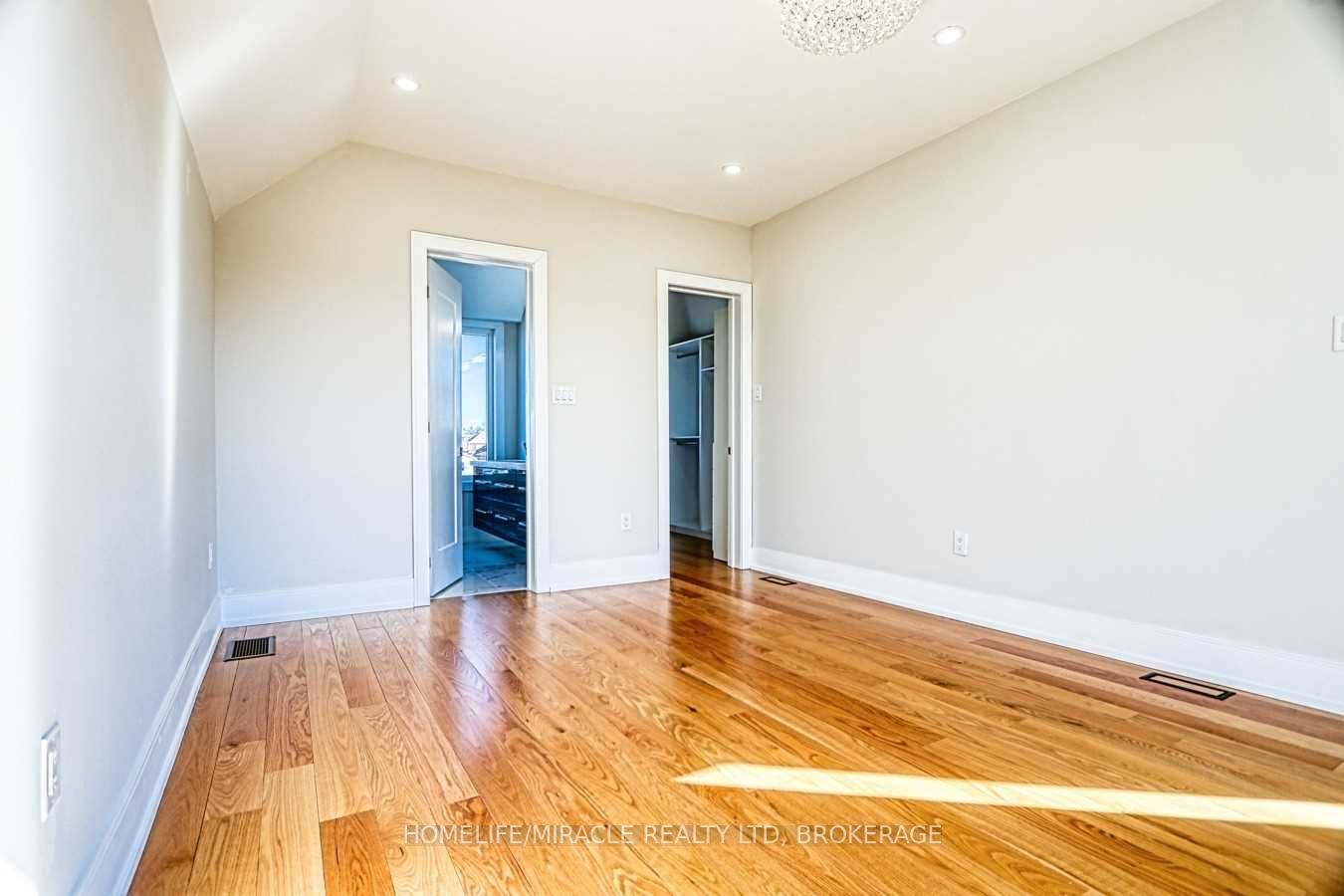 30 Rockvale Ave