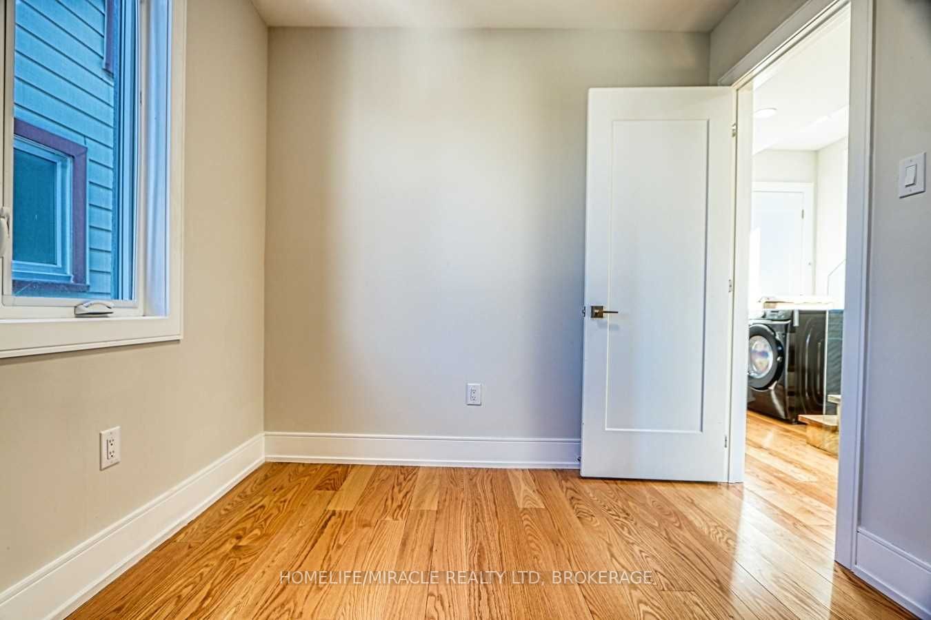 30 Rockvale Ave