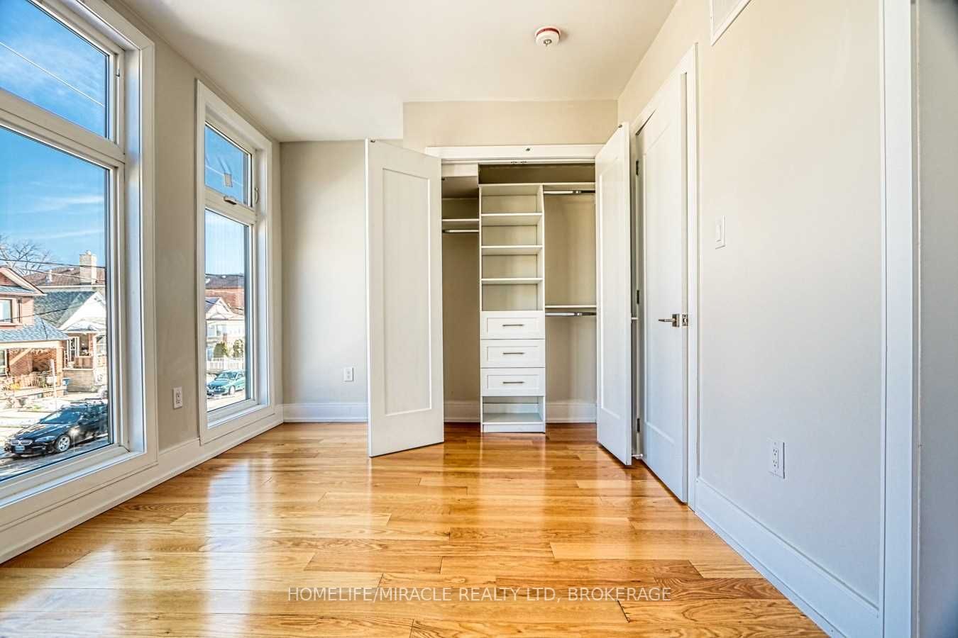 30 Rockvale Ave