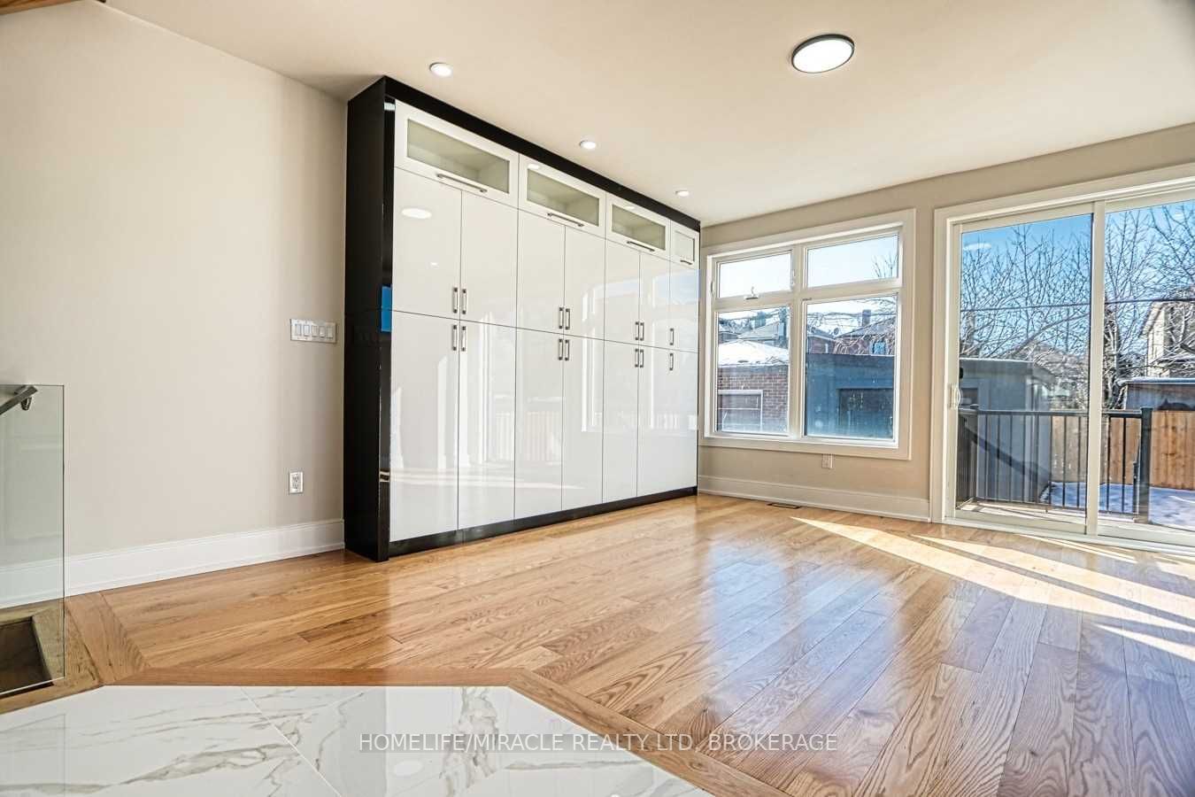 30 Rockvale Ave