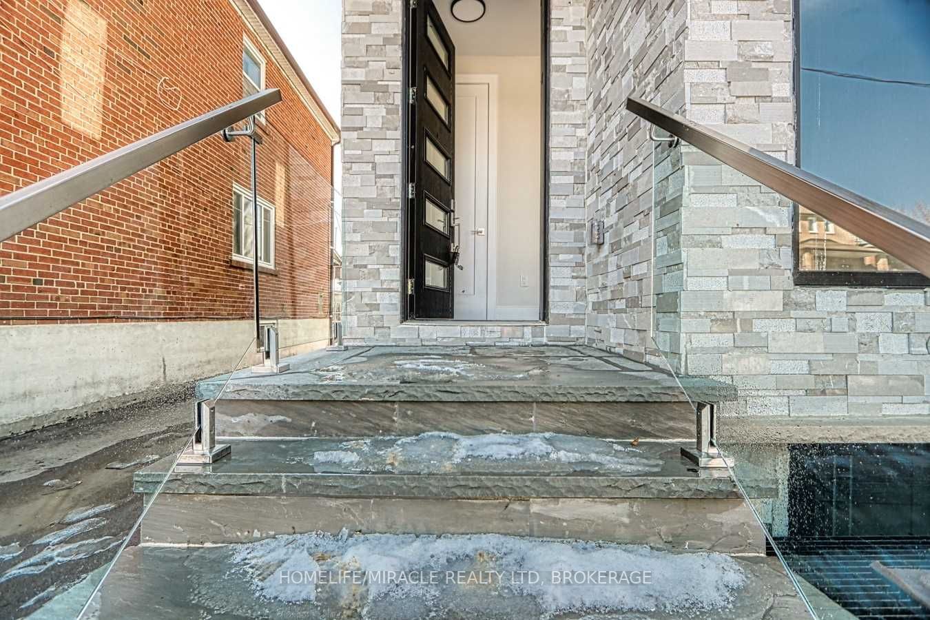 30 Rockvale Ave