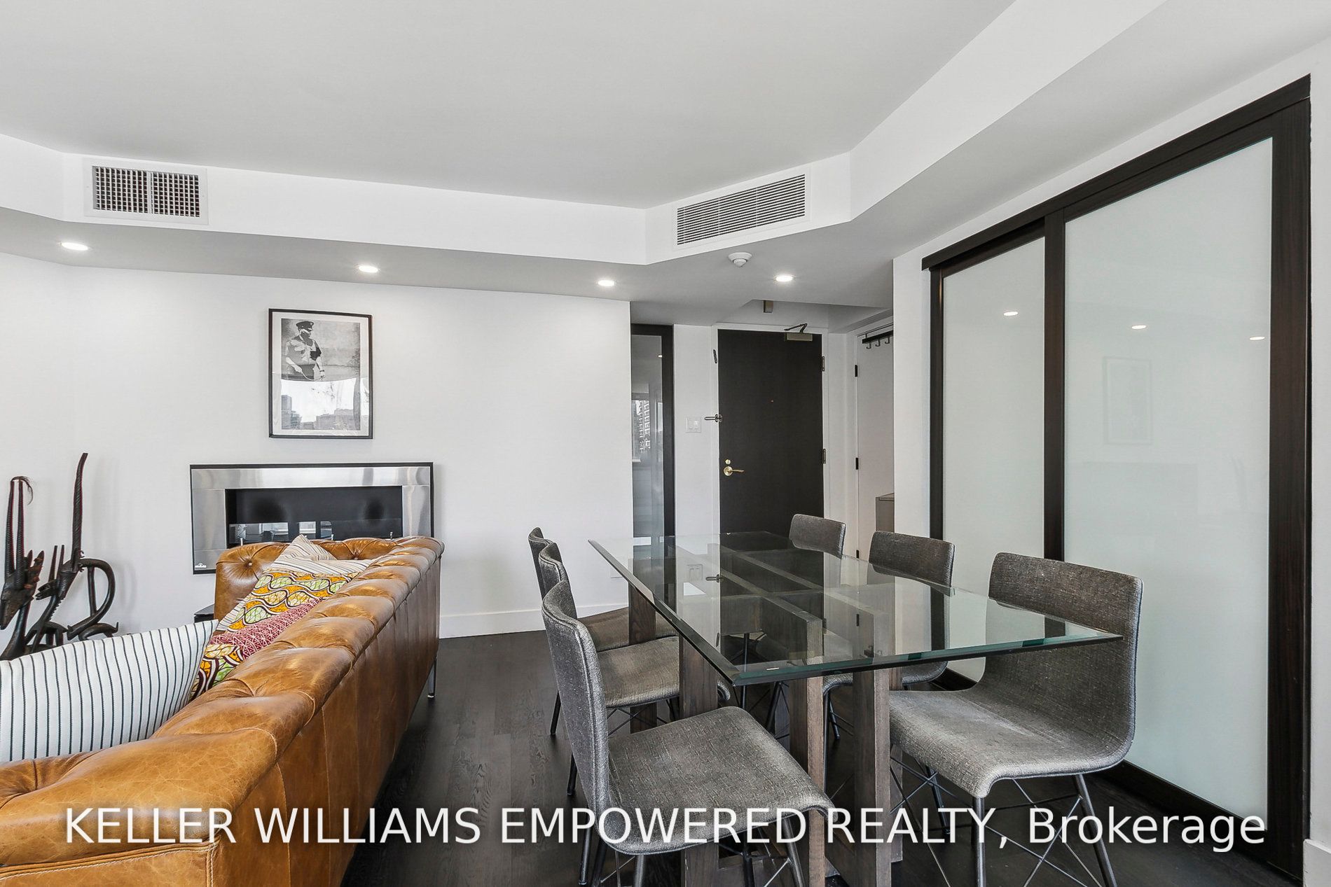 7 Broadway Ave, #701