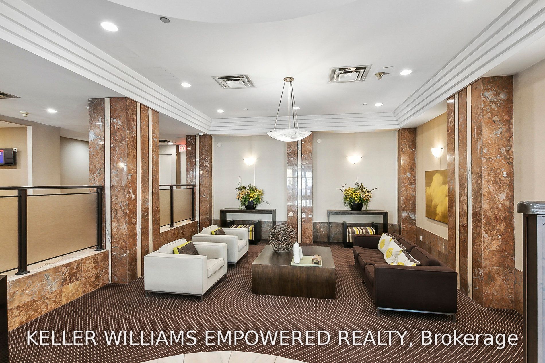 7 Broadway Ave, #701