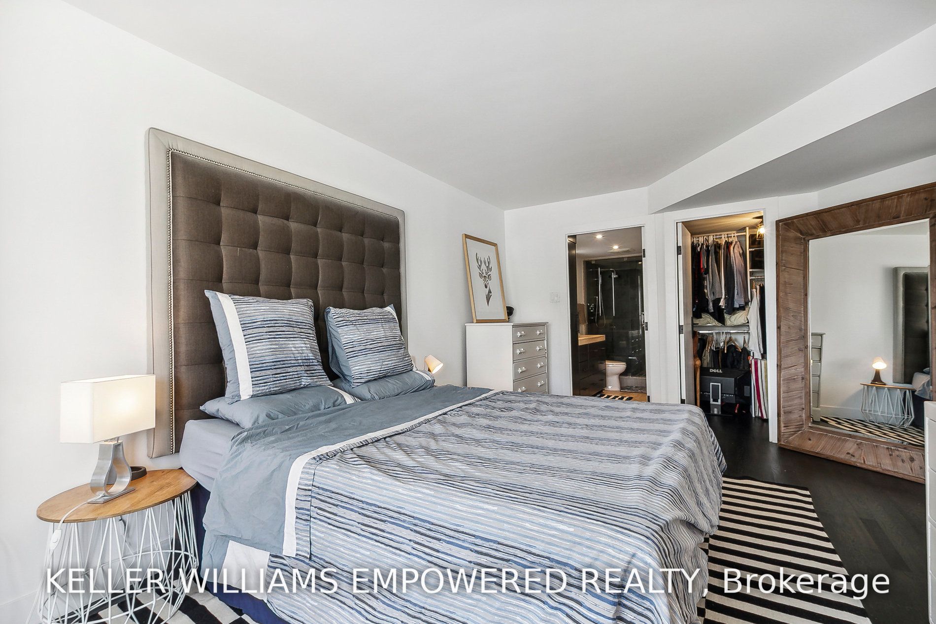 7 Broadway Ave, #701