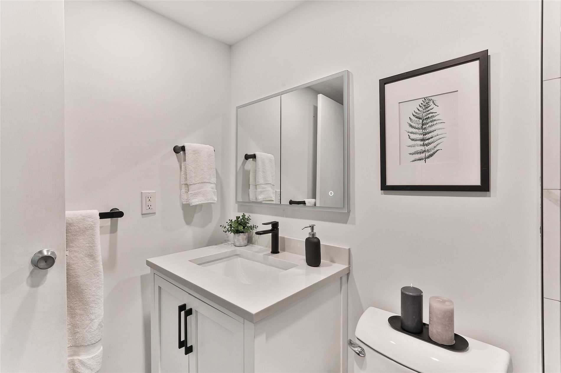 20 Forest Manor Rd, #1008