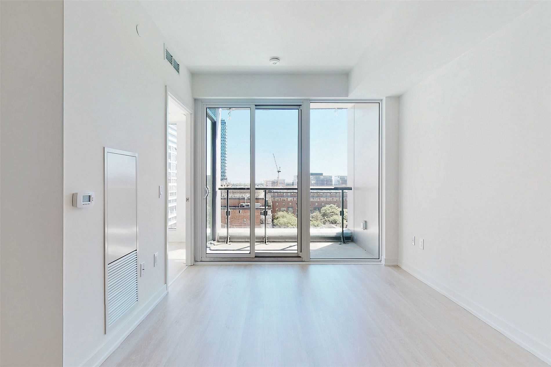 158 Front Street E #816