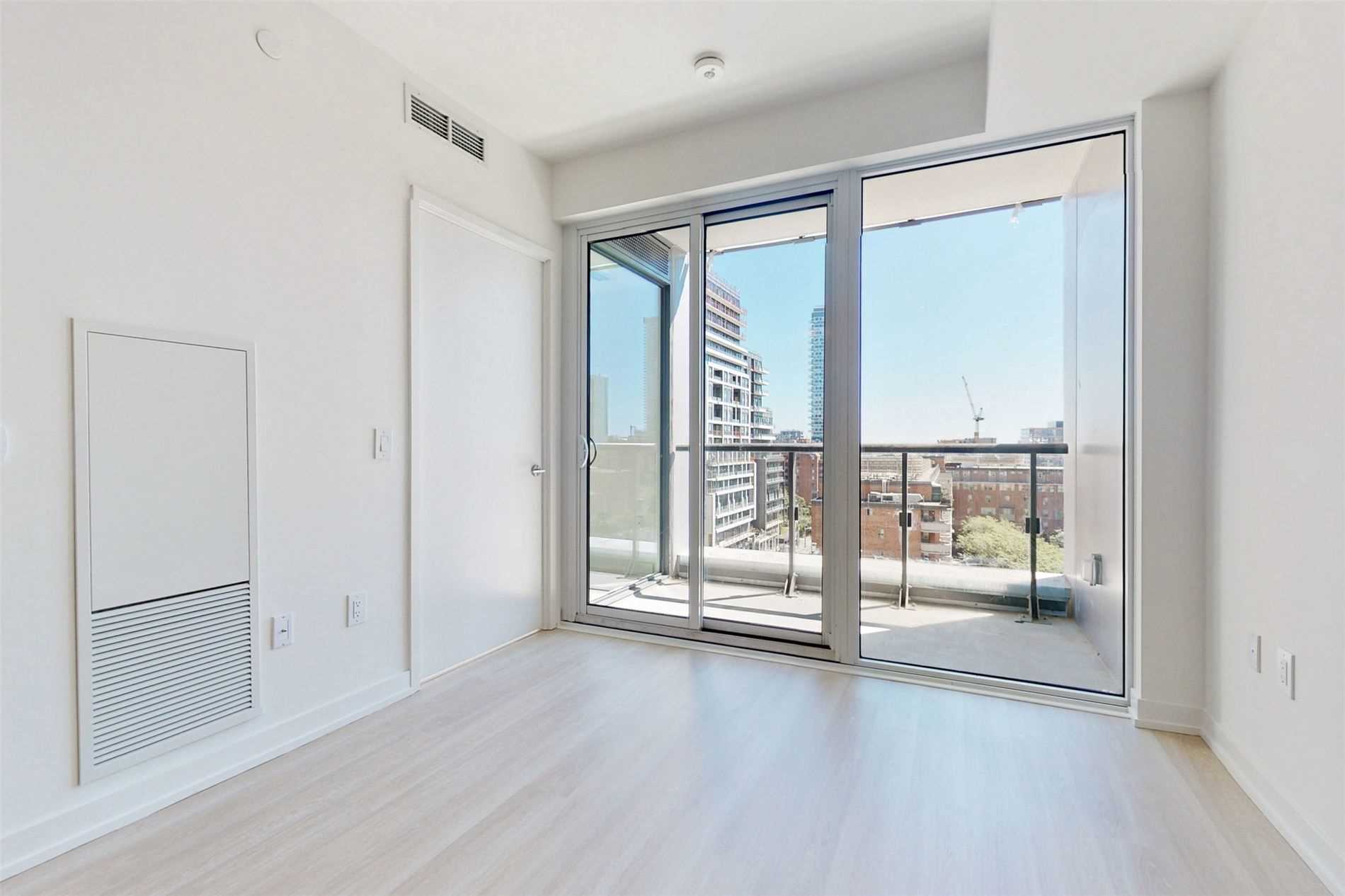 158 Front Street E #816