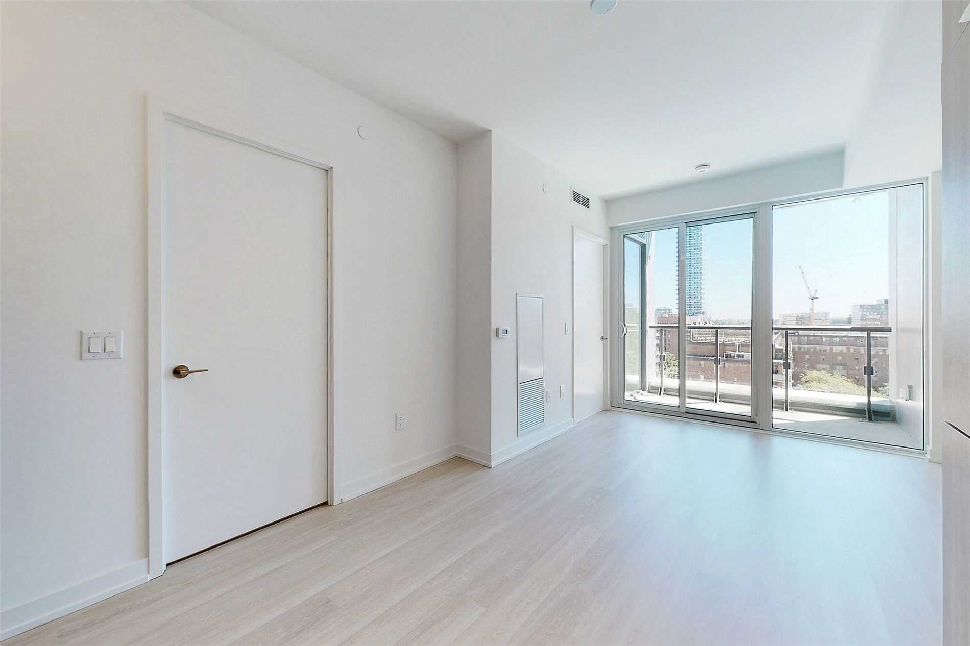 158 Front Street E #816