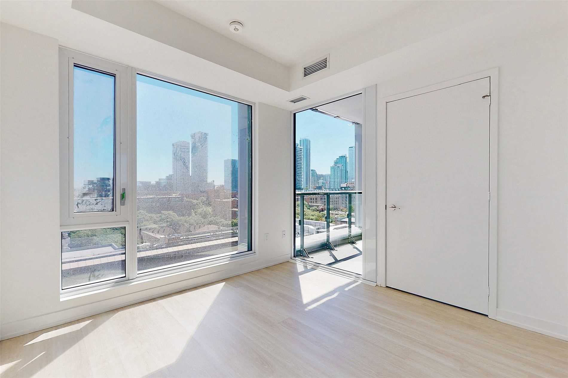 158 Front Street E #816