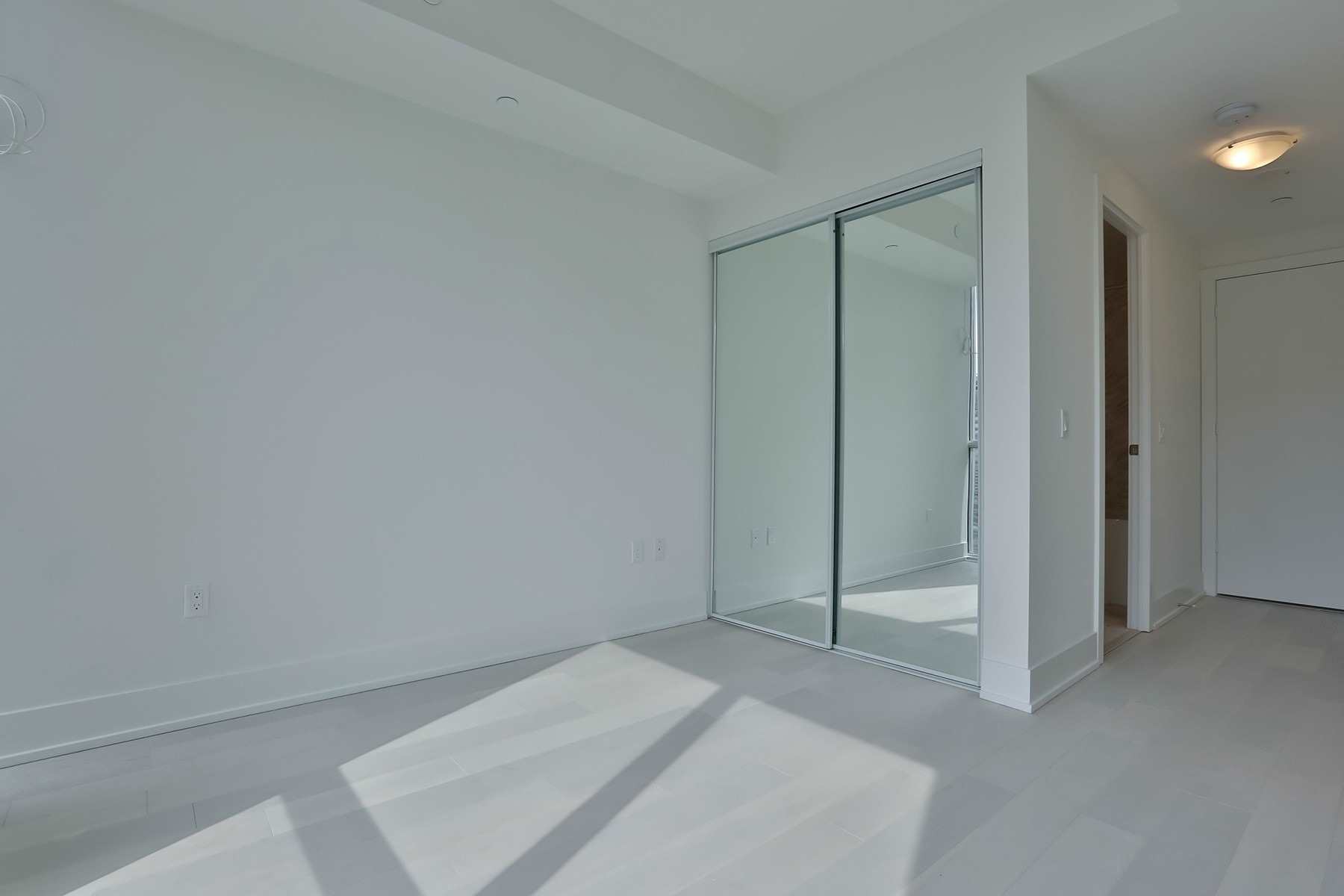 1 Yorkville Ave, #4101