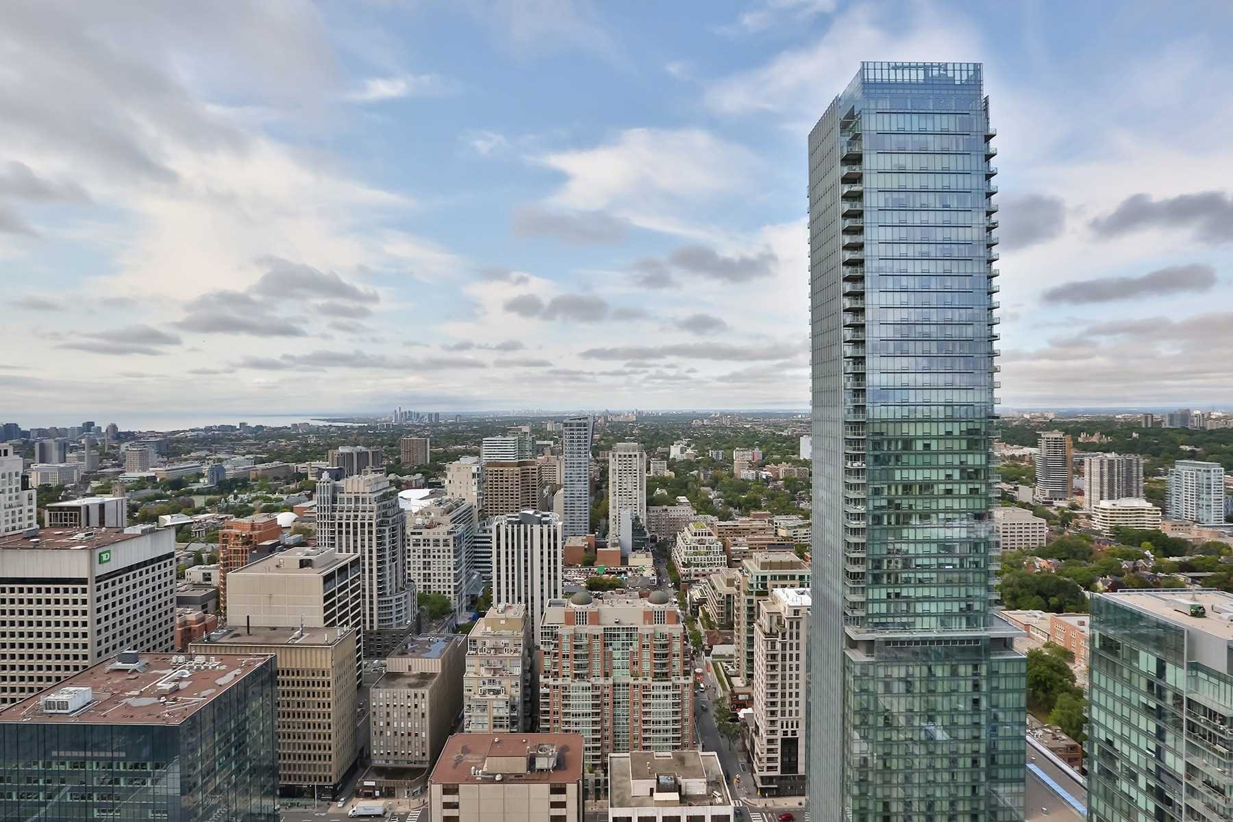 1 Yorkville Ave, #4101